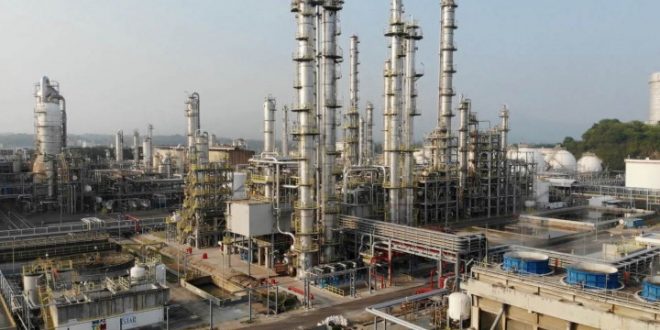 Chandra Asri Petrochemical Tbk (TPIA) Siap Jual 3,79 Miliar Saham Baru ...